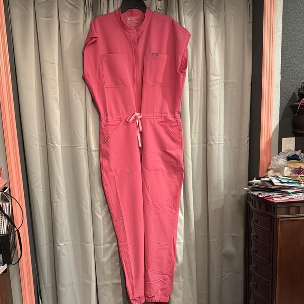 **NWTs**Figs Pink Jumpsuit Vibrant Casual Comfort